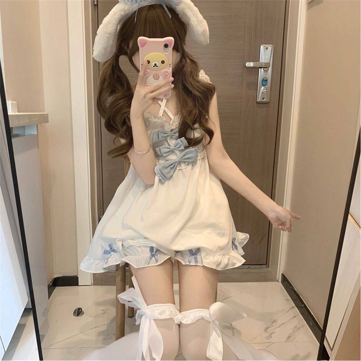 二次元反差萝莉猫猫的cosplay jk制服小窝 配图