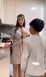 爱吃瓜🍉｜搞笑🥸｜软色情🥵｜树洞 配图