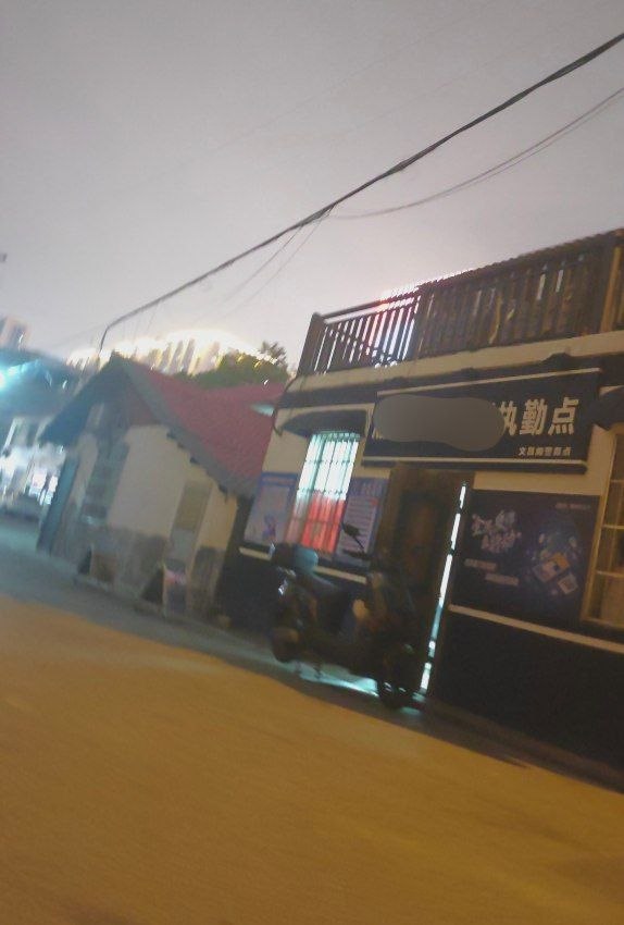 长沙雷探长扫街日记 配图