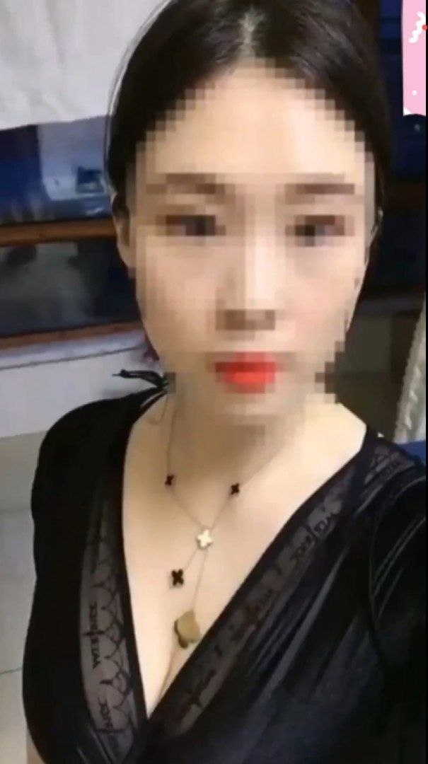 乱伦巨乳人妻/熟女少妇AV 配图