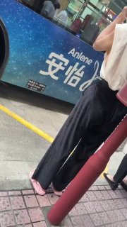 爱吃瓜🍉｜搞笑🥸｜软色情🥵｜树洞 配图
