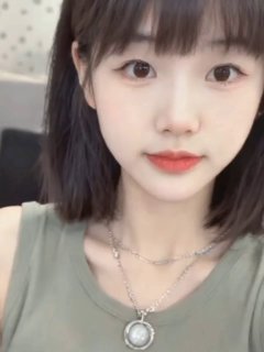 情侣露脸白虎JK精神小妹 配图