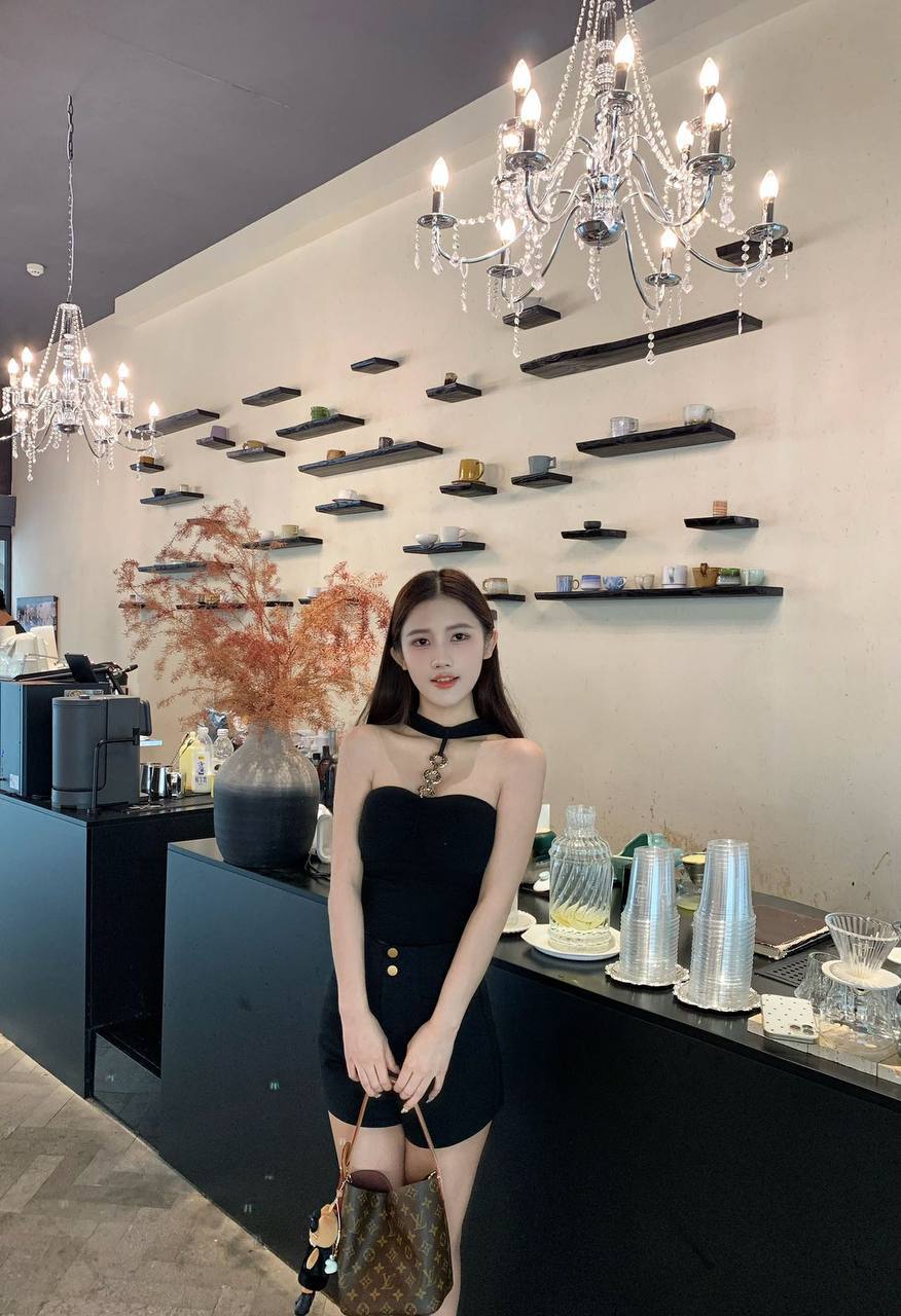 杭州•鱼塘Fish girl 配图