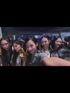 『韩国女团』『日系写真』热舞 配图