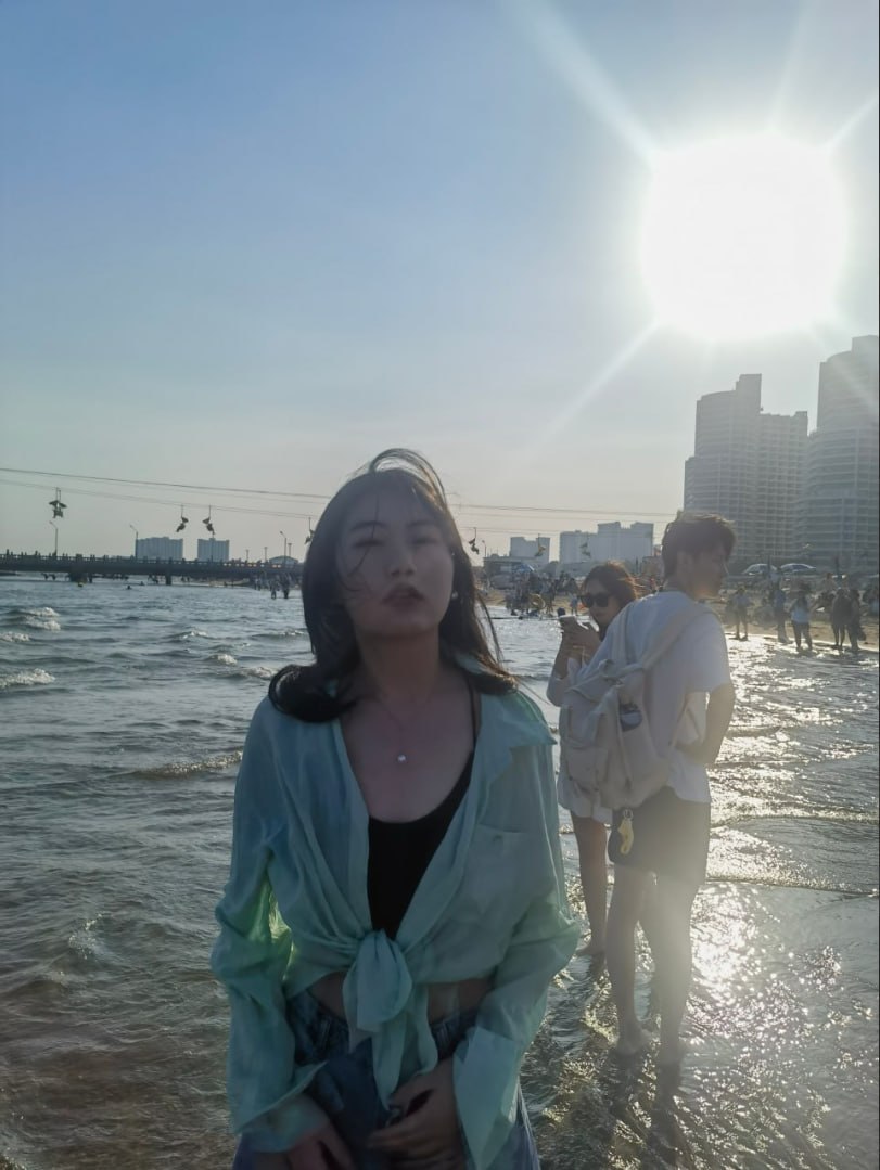高颜值学生（情侣女友） 配图