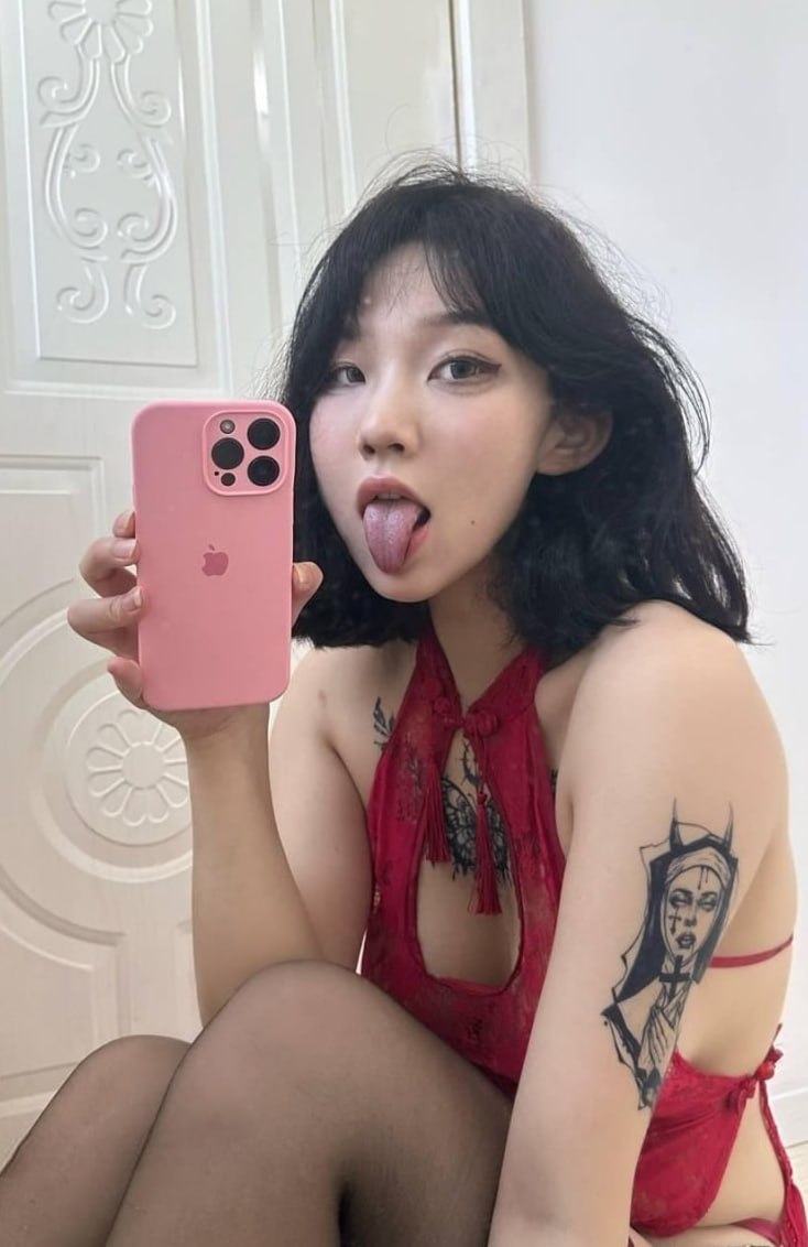 颜值少女鉴赏基地 配图