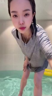 爱吃瓜🍉｜搞笑🥸｜软色情🥵｜树洞 配图