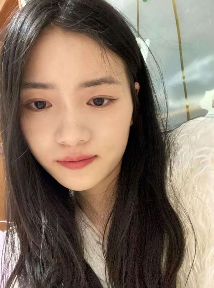 反差学生人妻 配图