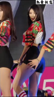 美女|泳装|热舞 配图