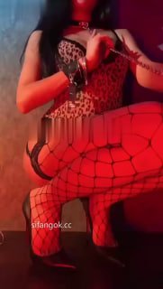 JK少女网红cos福利姬自慰 配图