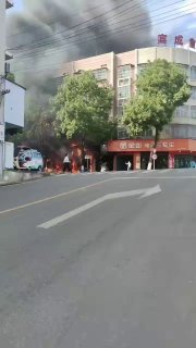吃瓜|网红|黑料 配图