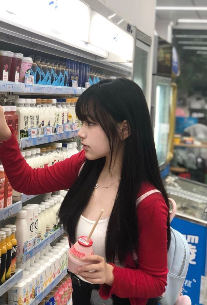 颜值少女鉴赏基地 配图