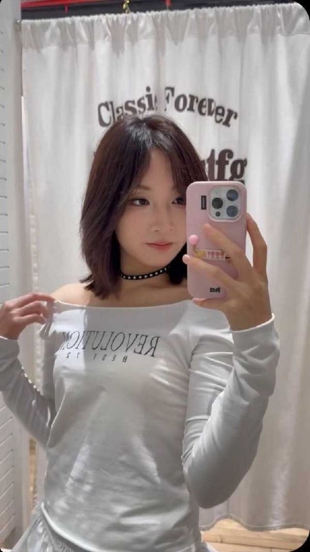 熟女人妻/吃瓜猎奇 配图