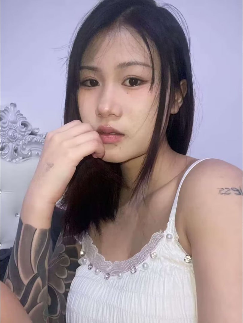 高颜值学生（情侣女友） 配图