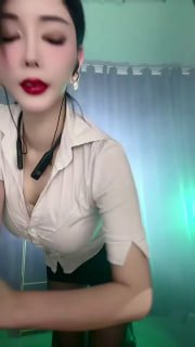 『韩国女团』『日系写真』热舞 配图