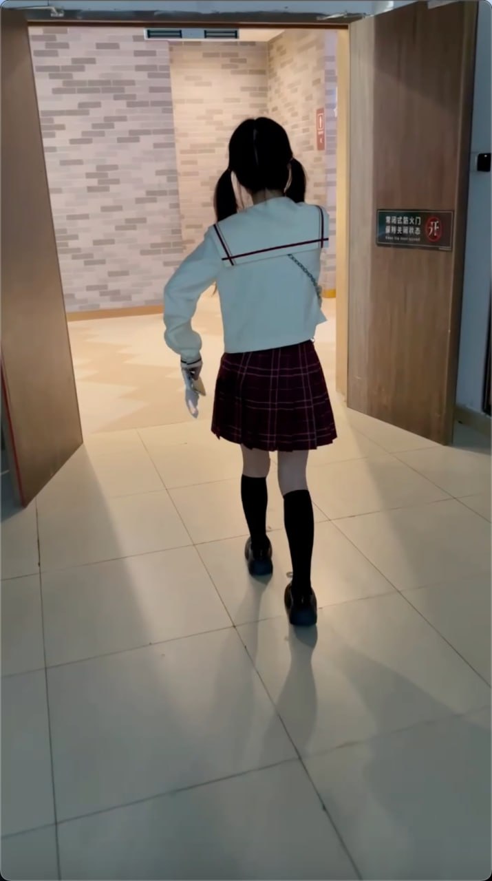 白天女大·夜晚母狗🔞反差日记 配图