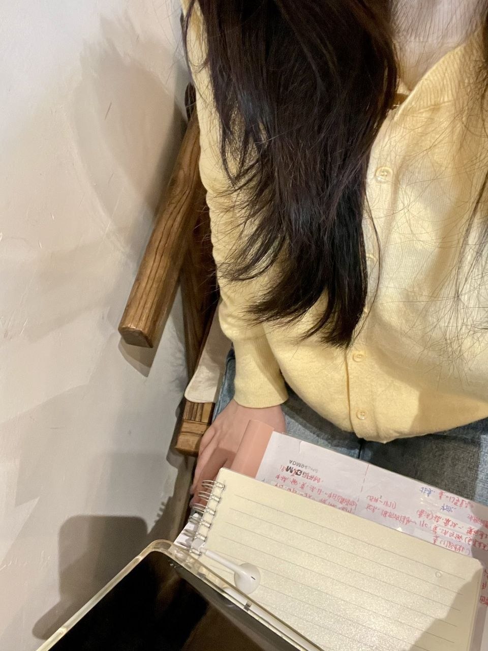 大学生少女母狗萝莉自慰 配图