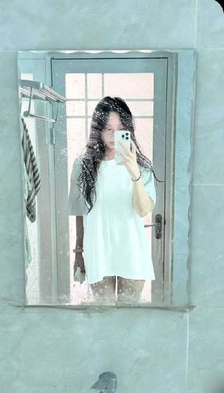 熟女人妻/吃瓜猎奇 配图