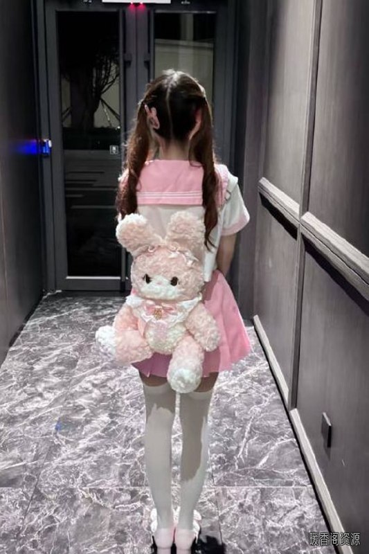 后入萝莉母狗 配图