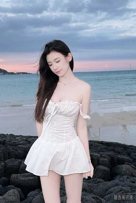 大学生情侣自拍 配图