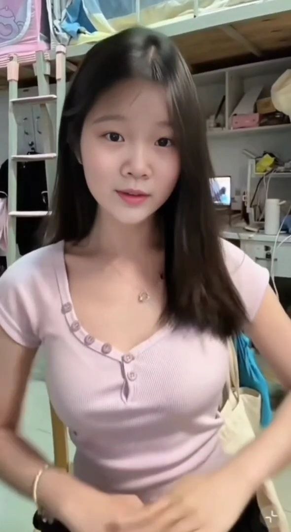 🔥裸贷/素人/女大/校花/精神小妹/少妇💋 配图