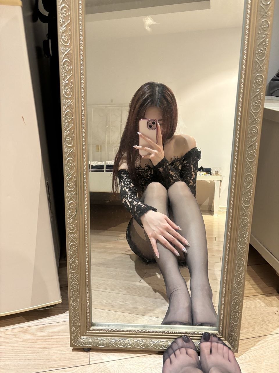 大学生少女母狗萝莉自慰 配图