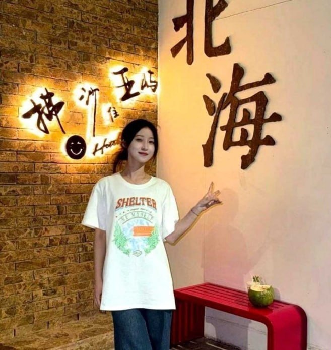 萝莉阁学生少女爱口交 配图