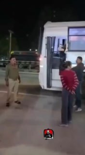 吃瓜中心 配图