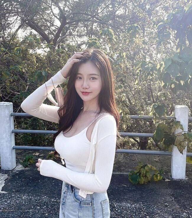 明星网红pmv换脸【AI剧情】 配图
