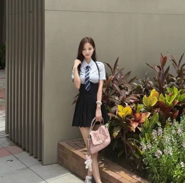 导管【少女萝莉 反差 母狗】 配图