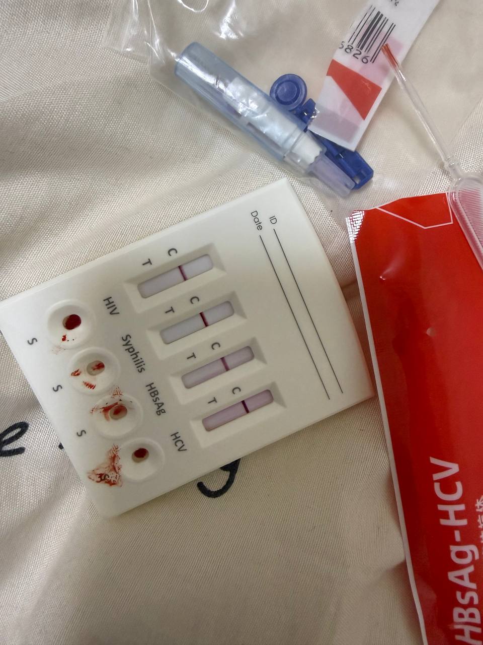 惠州 泰国妞妞 🉑3p车震口爆颜射车震 配图