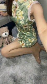 黑丝高跟💄原味制服👀 配图