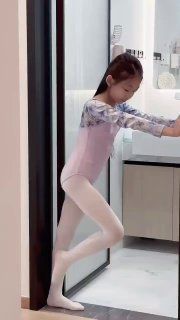 皮鞋袜子洛丽塔 COS JK 打歌服 泳装裙子紧身衣 配图