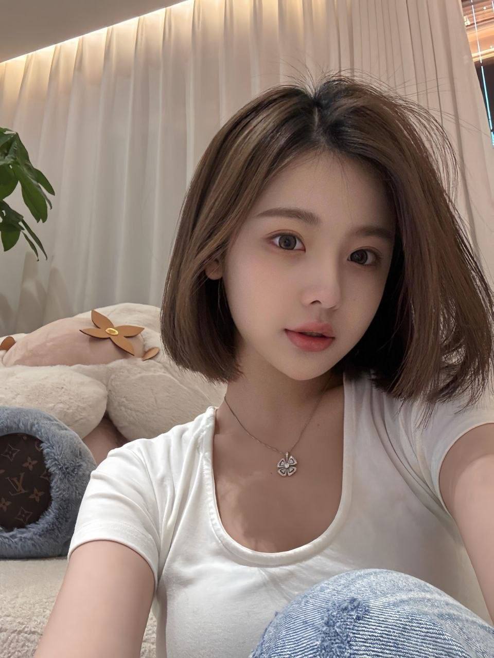 同城外围上门/提供酒店公寓服务 配图