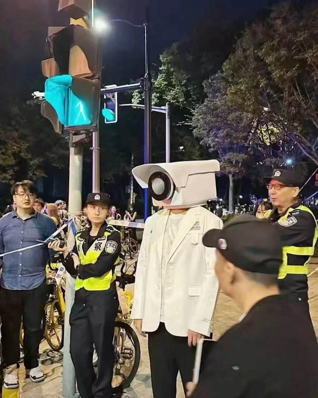 今天你想跑路了吗？？ 配图