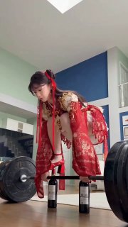 吃瓜热点 Chat 配图