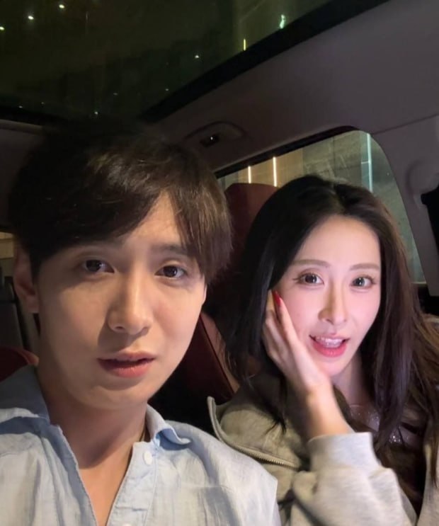 素人情侣夫妻自拍 配图