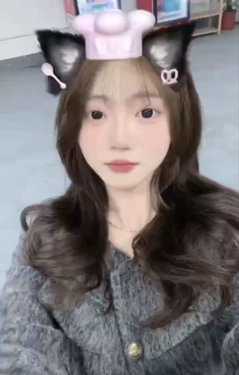 大学生少女母狗萝莉自慰 配图
