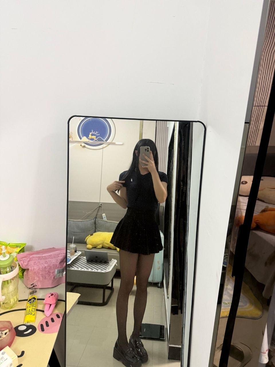 反差大学生少女萝莉自慰 配图