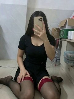反差大学生少女萝莉自慰 配图