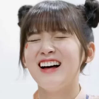 精神小妹高中生 配图