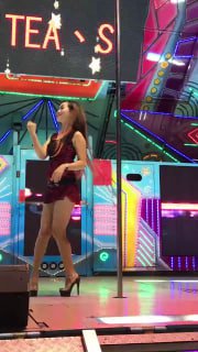 美女|泳装|热舞 配图