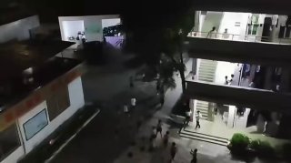 今天你想跑路了吗？？ 配图